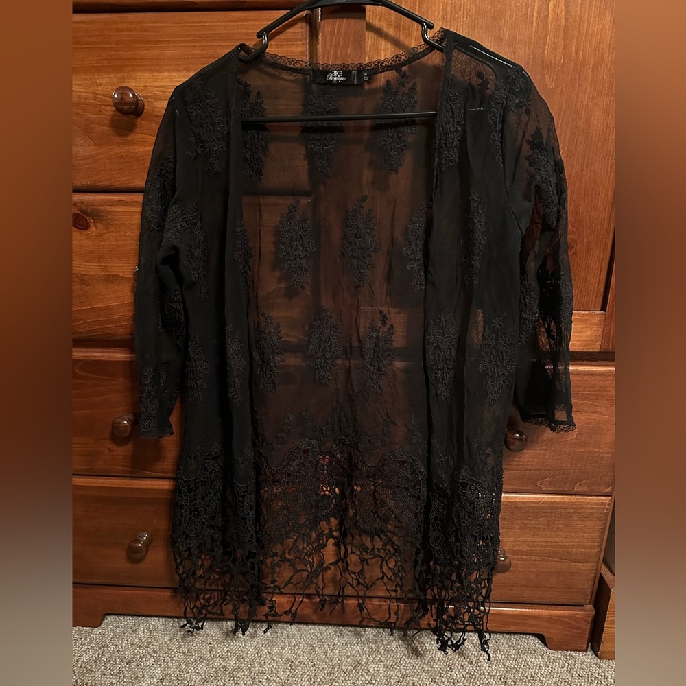 BKE Boutique over piece/ layering top